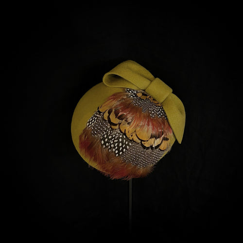 Ribbon & feathers mushroom